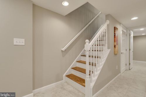 7624 9, Washington DC 20002-3731 exterior