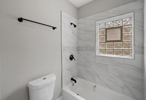 7141 Wabash Ave, Chicago IL 60628-7349 exterior