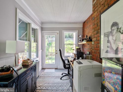 301 Glendale Ave, Alexandria VA 22301-2407 exterior