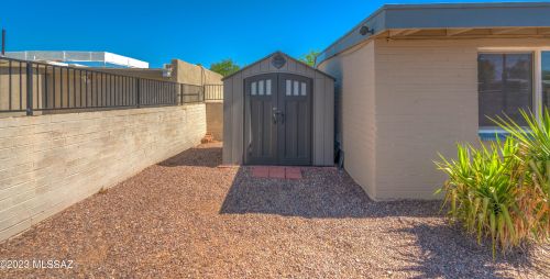 4542 15th St, Tucson AZ 85701-2444 exterior