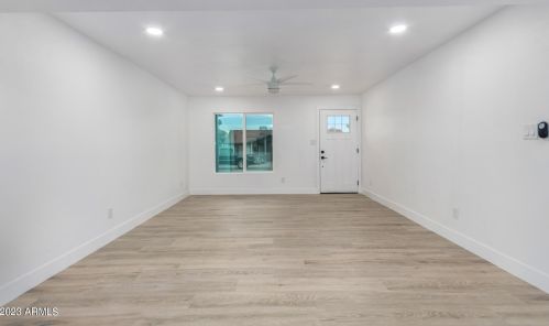 11458 Bannock St, Phoenix AZ  85044-1831 exterior