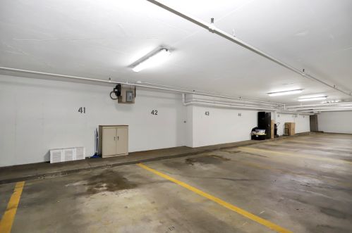 7201 Lincoln Ave, Chicago IL 60712-1821 exterior