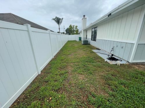 2625 Monterrey Ln, Fort Pierce FL 34953-2032 exterior