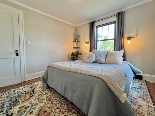 2053 Helena St, Madison WI 53704-5519 exterior