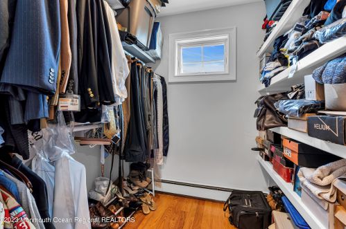 302 Trenton Ave, Point Pleasant Beach NJ 08742-2529 exterior