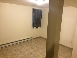 49 Field Pl, Newark NJ  07112-1024 exterior