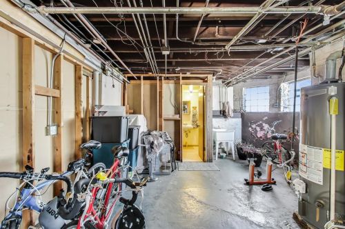 2501 Superior St, Chicago IL 60644-1326 exterior