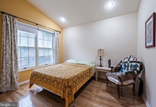 53 Primrose Cir, Princeton NJ 08540-9416 exterior