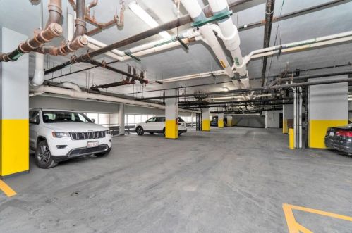 230 Division St, Chicago IL  60610-4319 exterior