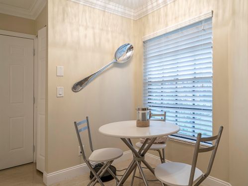 7195 Le Chalet Blvd, Boynton Beach FL 33472-5033 exterior