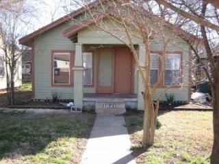 1621 Canterbury St, Austin TX  78702-5401 exterior