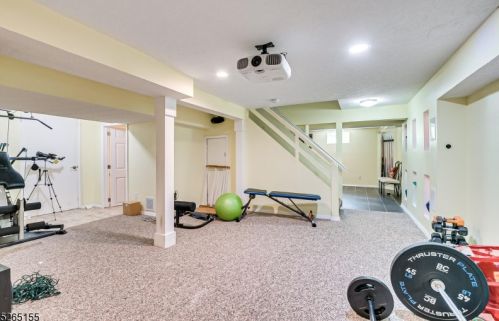 48 Morgan Ln, Bridgewater NJ 08807-3008 exterior