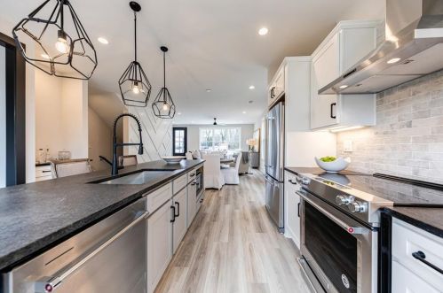 599 King Arnold St, Atlanta GA 30354-1428 exterior