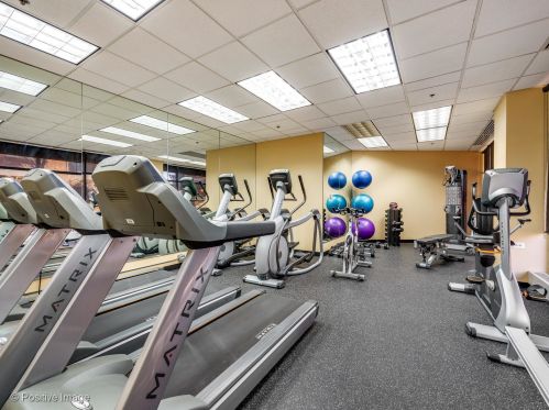 1529 State St, Chicago IL  60605-3011 exterior