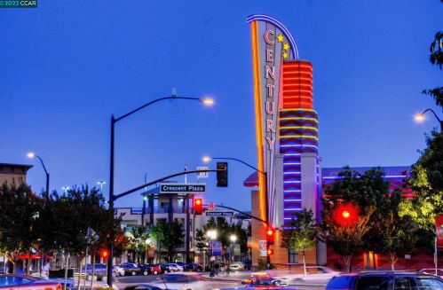 933 Santa Lucia Dr, Concord CA 94523-2366 exterior