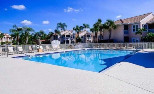 9871 Perfect Dr, Fort Pierce, FL 34986-3032