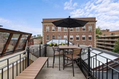 132 Charles St, Boston MA exterior