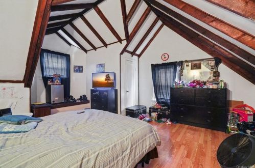 214 Prospect Ave, Mount Vernon NY 10550-2349 exterior