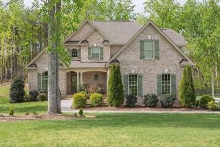 134 Topside Ct, Stokesdale NC  27357-8293 exterior