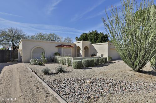 1113 Acoma Dr, Phoenix AZ  85022-4325 exterior