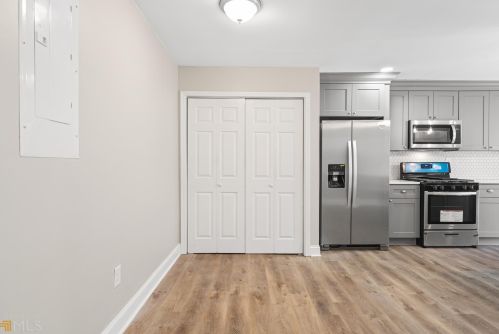 16 Eugenia St, Atlanta GA 30318-0026 exterior