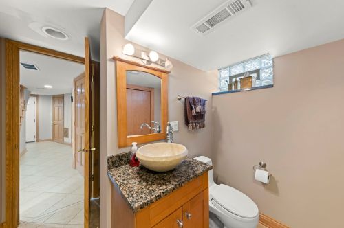 5016 Ridgewood Ave, Chicago IL 60706-2807 exterior