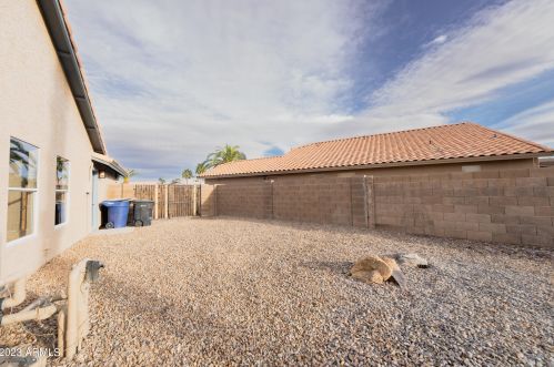 1672 Butler Dr, Chandler AZ 85226-3585 exterior