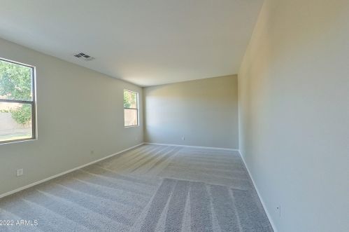 2602 Cavalry Dr, Phoenix AZ 85086-6616 exterior