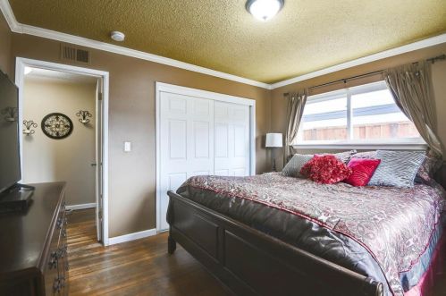 806 Berryessa St, Milpitas CA  95035-4307 exterior