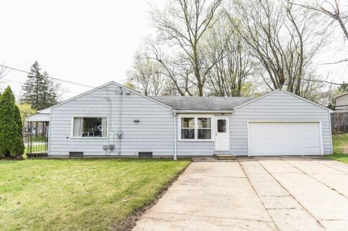 1901 Junction Ave, Kalamazoo MI  49048-1622 exterior