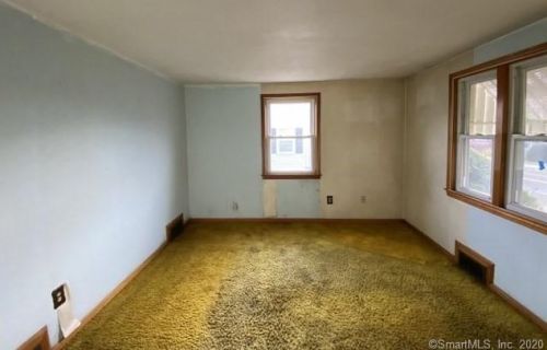 409 Burritt St, New Britain CT 06053-4005 exterior