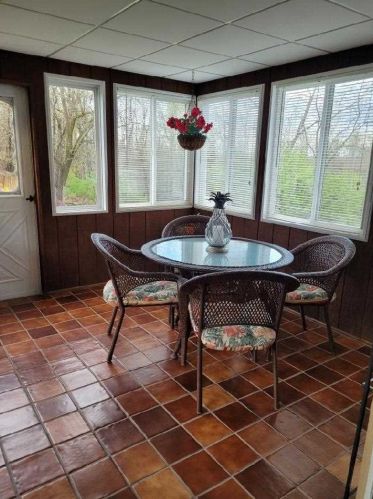 9 Caudie Dr, Poughkeepsie NY 12603-4330 exterior