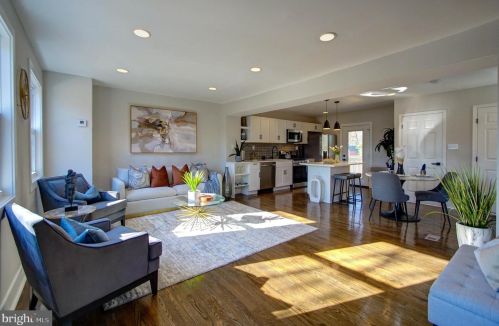 2816 30th St, Washington DC  20018-1447 exterior