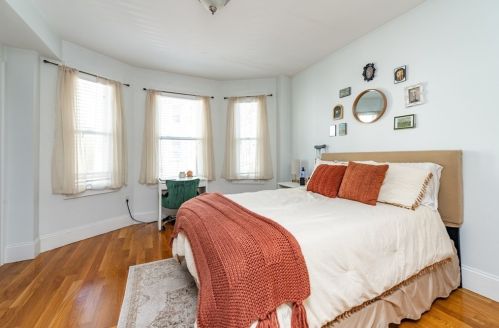 28 Howell St, Boston MA 02125-1150 exterior