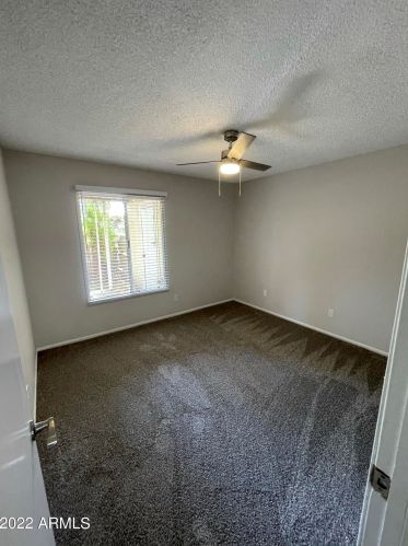 8441 34th Ave, Phoenix AZ 85053-6628 exterior