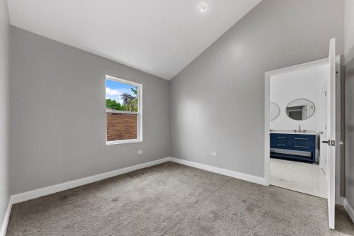 6822 Artesian Ave, Chicago IL  60629-1327 exterior