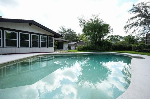 125 Spg Vly Loop, Altamonte Springs FL 32714-6502 exterior