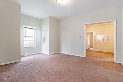 583 Sheldon Ave, Grand Rapids MI 49507-1166 exterior