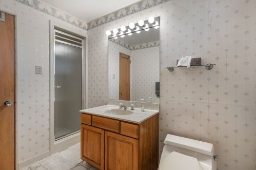 38 Churchill Rd, Pittsburgh PA 15235-5103 exterior