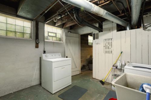 2209 69, Milwaukee WI 53213-1926 exterior