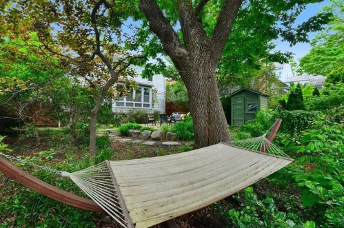 41 4th St, Providence RI 02906-3756 exterior