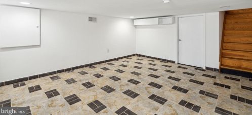 1627 Carpenter St, Philadelphia PA  19146-2005 exterior