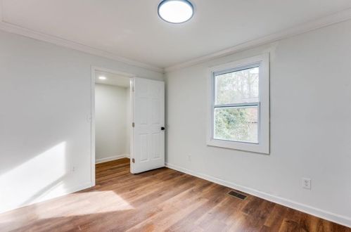 1896 Bonniview St, Atlanta GA 30310-4924 exterior