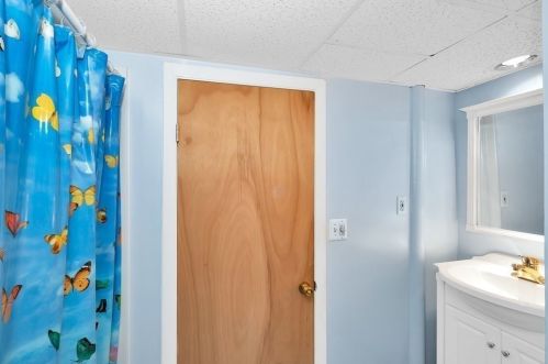 13 Bonner St, Chicopee MA 01013-1127 exterior