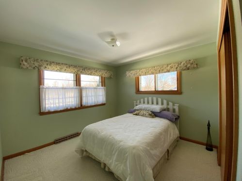 8801 Dosie Ave, Milwaukee WI 53228-3409 exterior