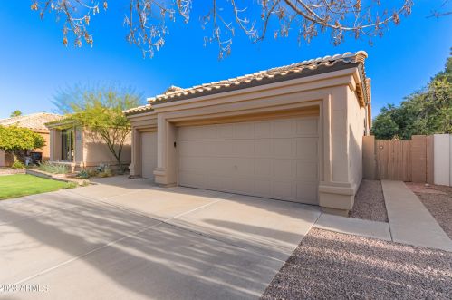3291 Del Rio St, Chandler AZ  85226-2305 exterior