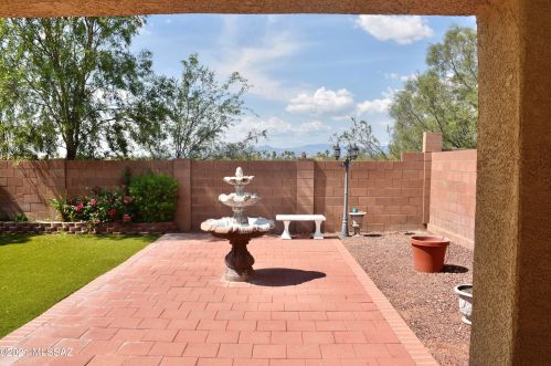 7449 Fair Meadows Loop, Tucson AZ 85756-6151 exterior