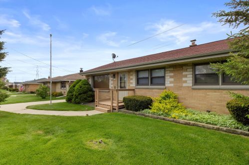 6301 Allerton Ave, Milwaukee, WI 53220-3410