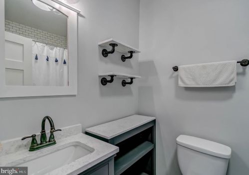 2263 12 Pl, Washington DC 20002-6355 exterior