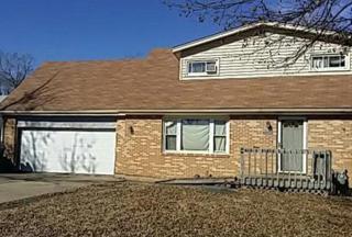 2040 35th St, Topeka, KS 66617-3511